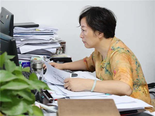 全市優(yōu)秀黨務(wù)工作者涂春珍：巾幗何須讓須眉，敢同日月爭光輝