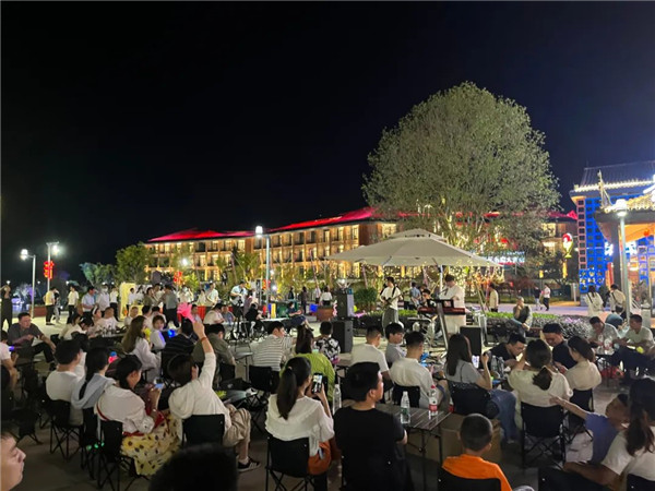 興商貿(mào) 促消費 惠民生！景德鎮(zhèn)這里的夜市很火爆！