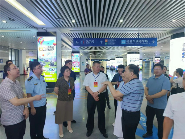 市政協(xié)開展“加快旅游集散體系建設(shè),助力夜經(jīng)濟高質(zhì)量發(fā)展”專題調(diào)研